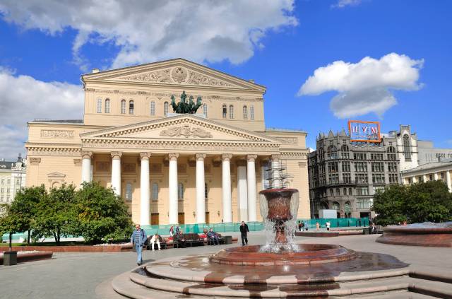 Большой театр на театральной площади Москвы